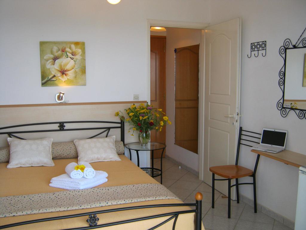 Neapoli Rooms Neápolis Camera foto
